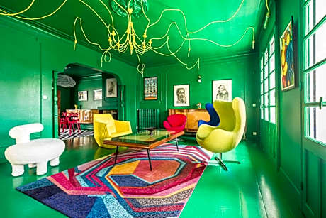 Luxury la Casa di Roma, disco, piscine, disney.