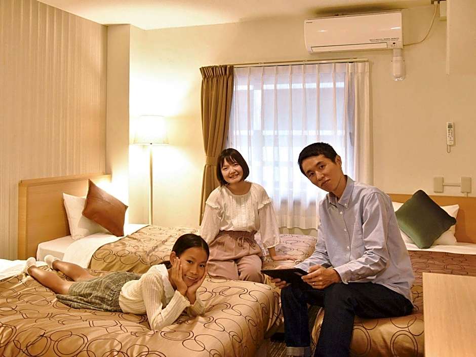 Yokohama Heiwa Plaza Hotel