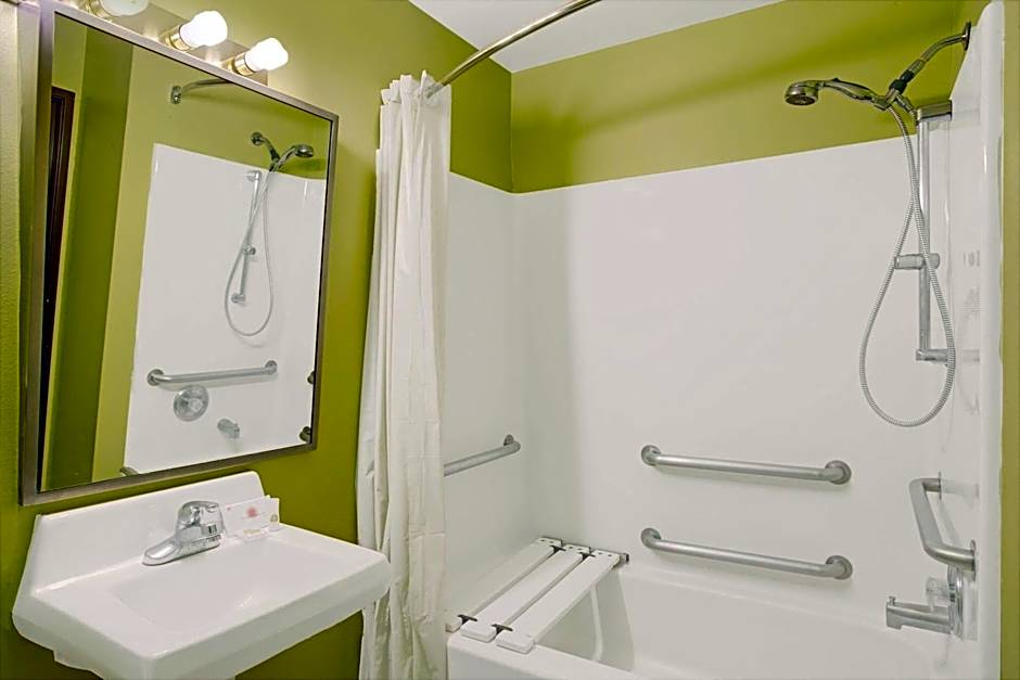 Days Inn by Wyndham Lehi