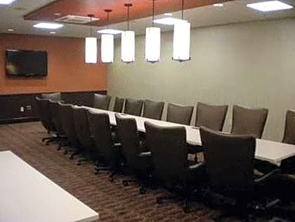 Hampton Inn & Suites Cincinnati / Uptown - University Area