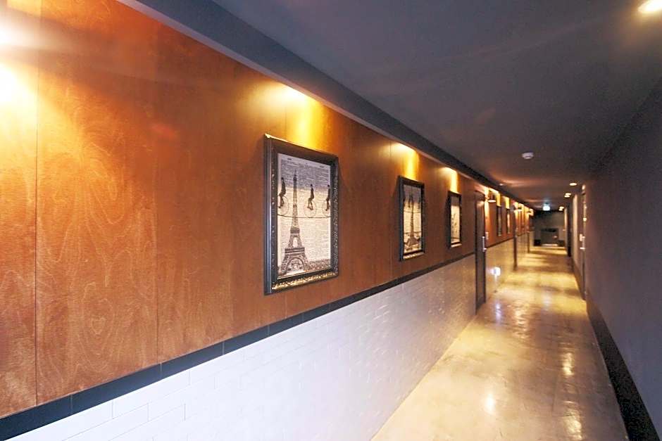 Hi Design Hotel