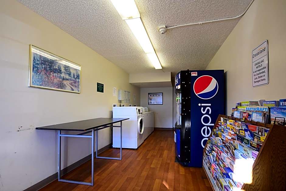 HomeTowne Studios Denver - Lakewood West