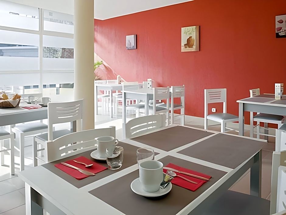 Le Fonserane Apartments