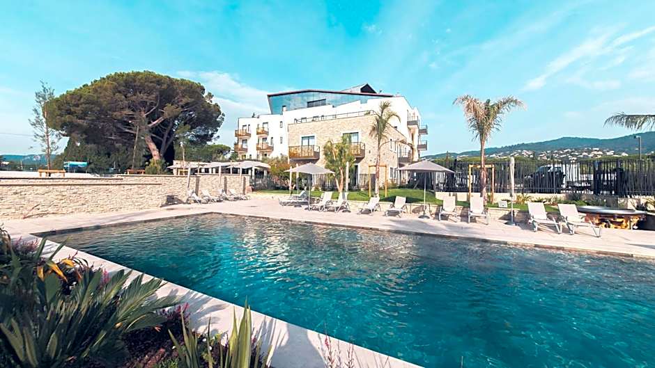 Ilot du Golf, BW Premier Collection