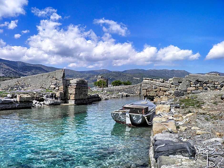 Elounda Garden Suites