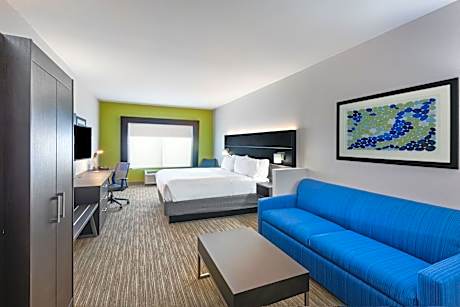 King Suite with Sofa Bed