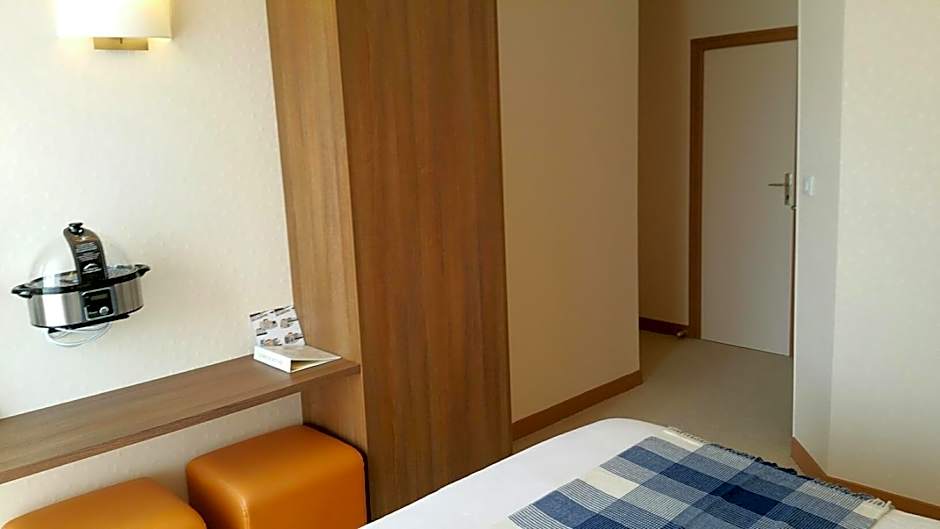 Cit'Hotel Du Port Rhu