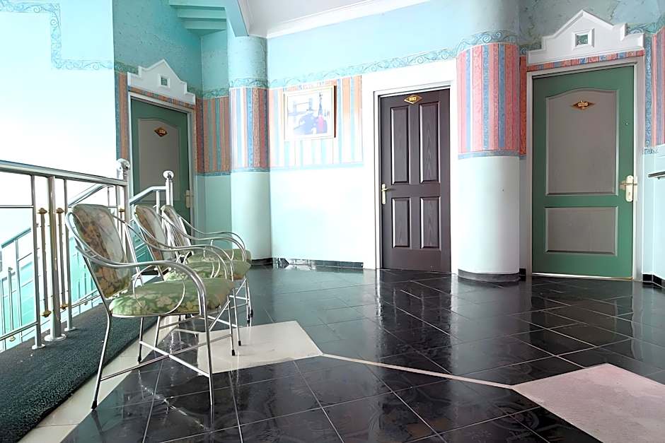 Akur Hotel Malioboro Mitra RedDoorz