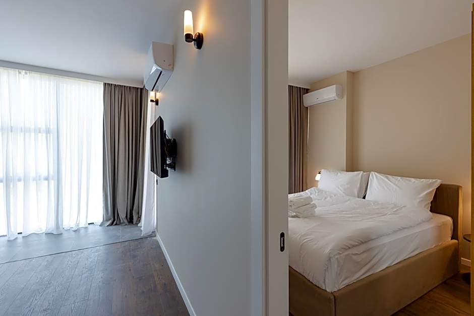 Aqua Batumi Hotel & Apartments