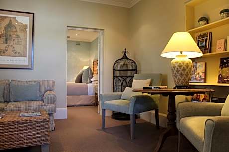 One-Bedroom Apartment - 1