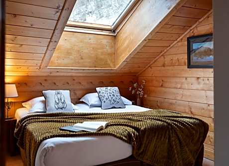 Superior Three-Bedroom Duplex Apartment (7 People)