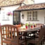 THE SARACENS HEAD INN