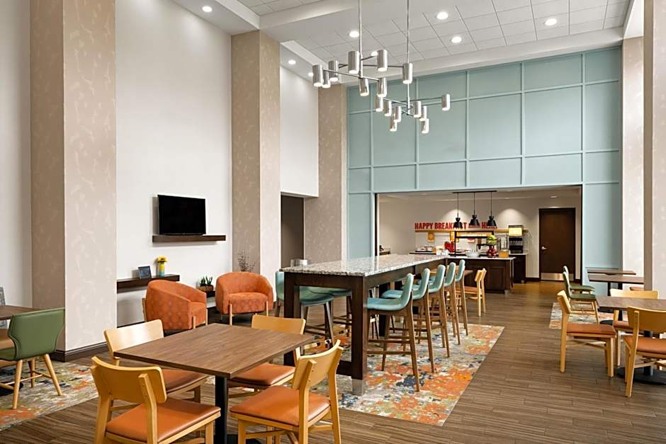 Hampton Inn & Suites DeLand