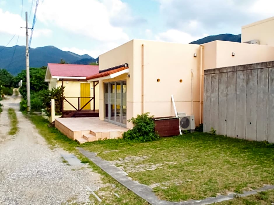 AsobiBASE Yamabare-House