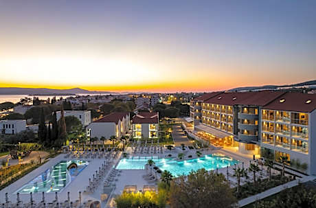 Molum Hotel & Residences