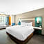 Econo Lodge Inn & Suites Santa Fe South