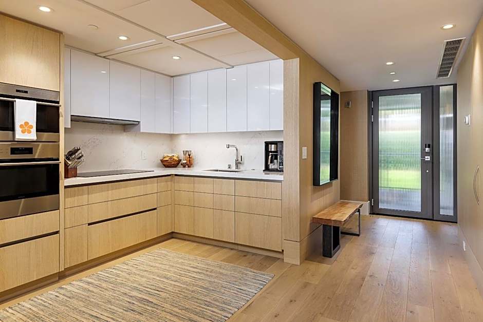 Hapuna Beach Residences Condo - Luxury Redefined - Oceanfront