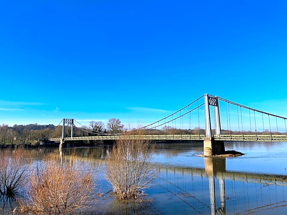 Logis Loire Hotel - Les Cocottes