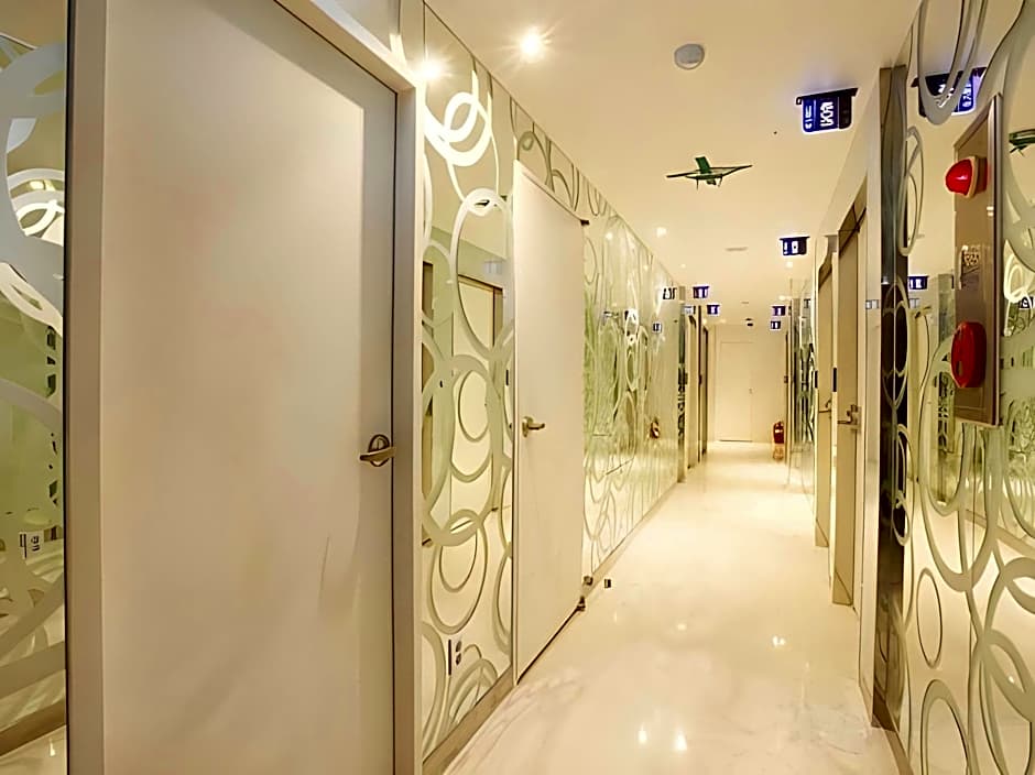 Celint Hotel