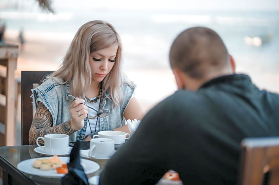 Hikkaduwa Beach Hotel