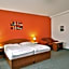 Attic Hotel