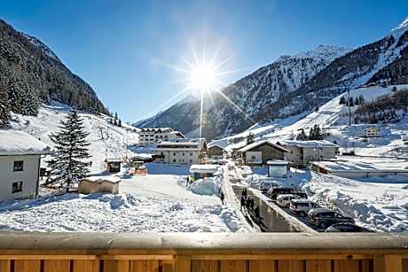 Tirolerhof - Appartementhaus