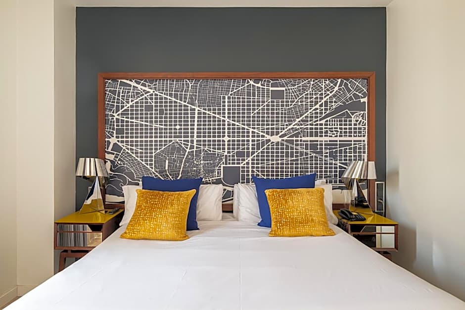 Naitly Barcelona Poblenou