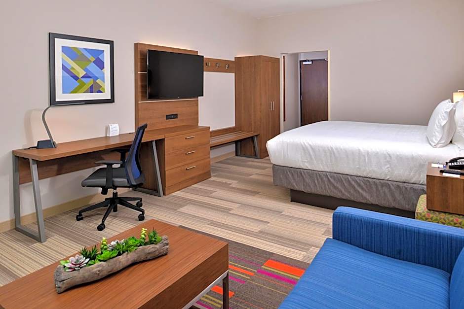 Holiday Inn Express & Suites Alachua - Gainesville Area By IHG