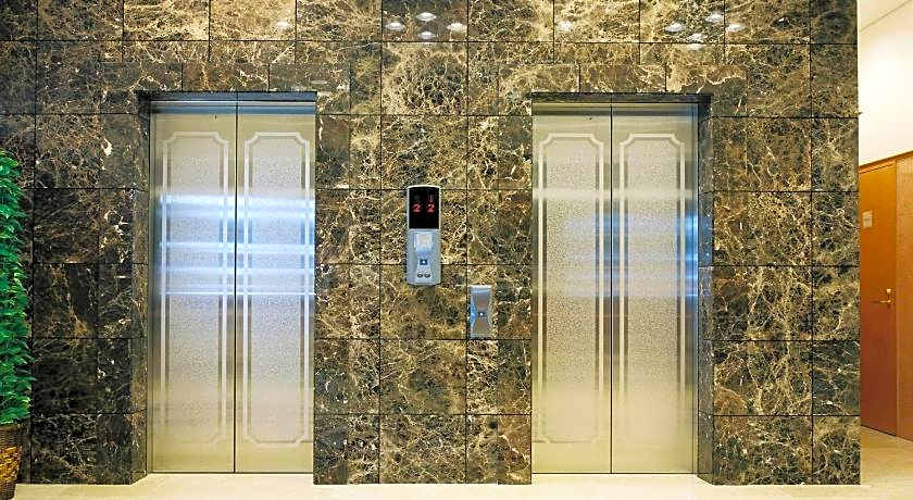 Toyoko Inn Tokuyama-Eki Shinkansen-Guchi