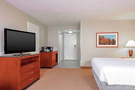 King Room - Disability Access with Tub