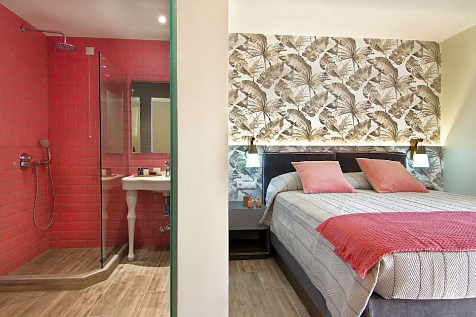 Maison 66, Riviera Hotels