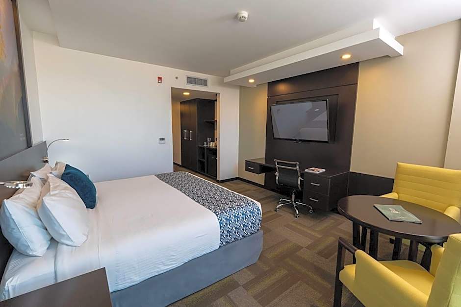 Wyndham Quito Airport