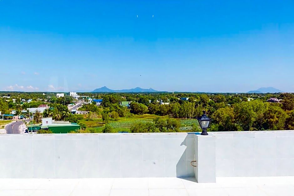 Khách sạn Ngọc Thủy LaGi