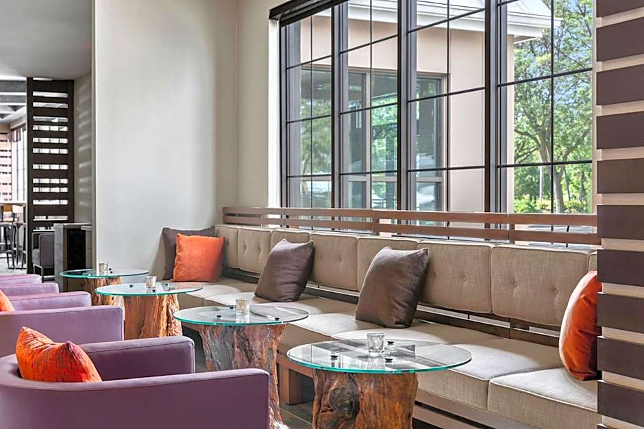 Delta Hotels by Marriott Burlington