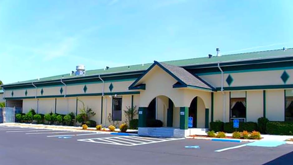 Super Inn & Suites