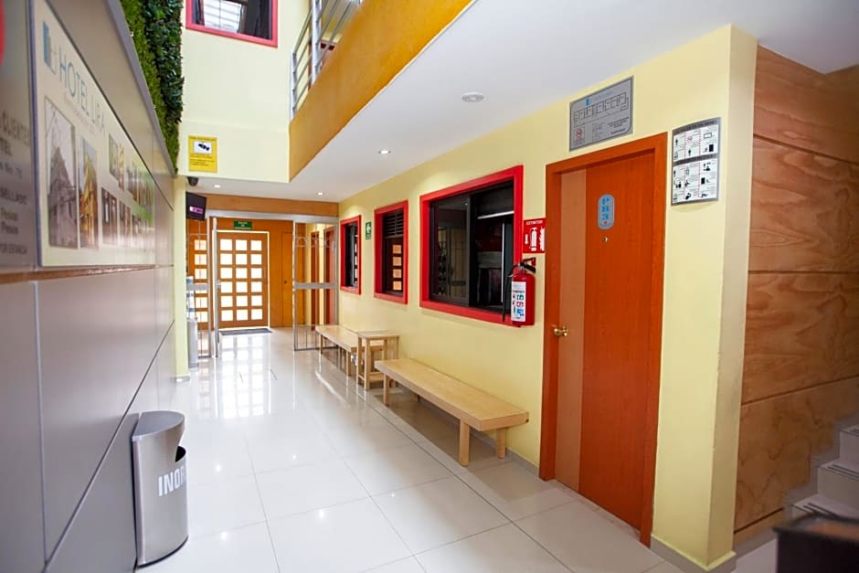 Hotel Lira - Sólo Adultos