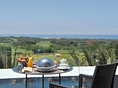 Deluxe Golf View Room