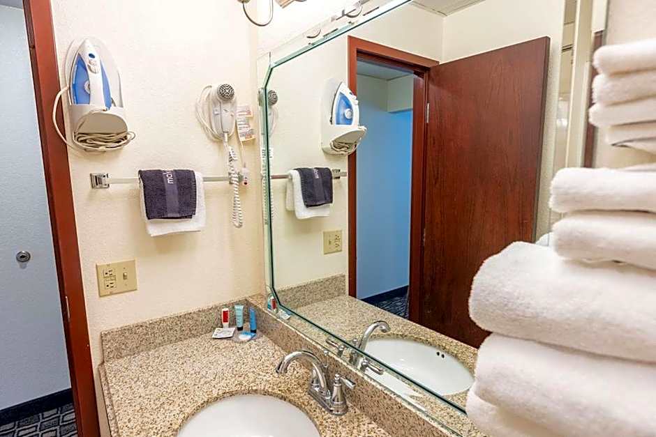 Savannah House Hotel