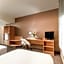 ibis Melbourne Hotel and Apartments