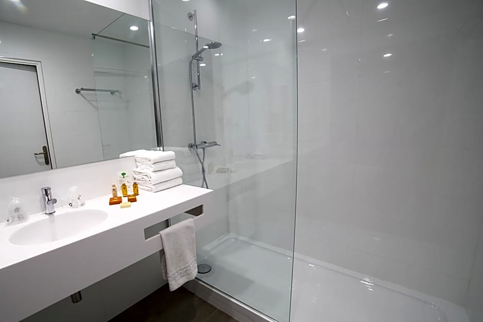 Hotel Plaza - Site Du Futuroscope