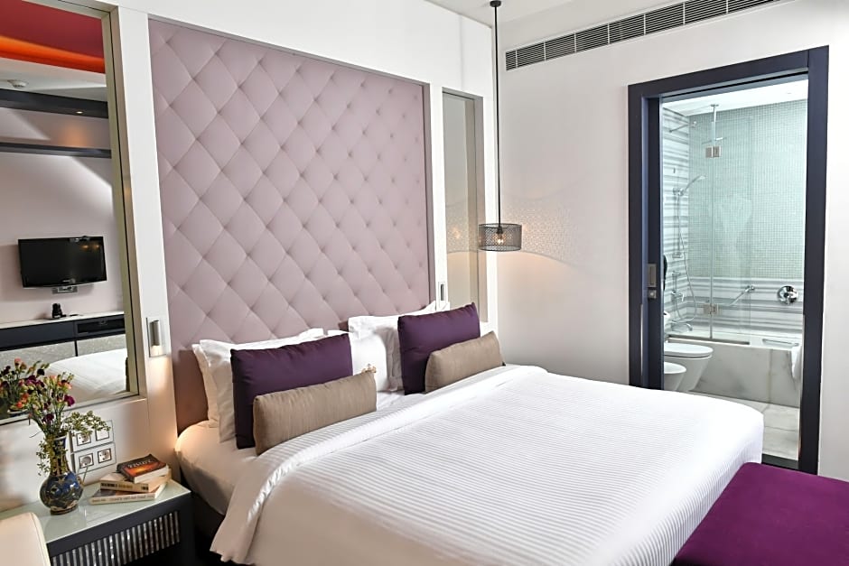 Le Bristol Hotel