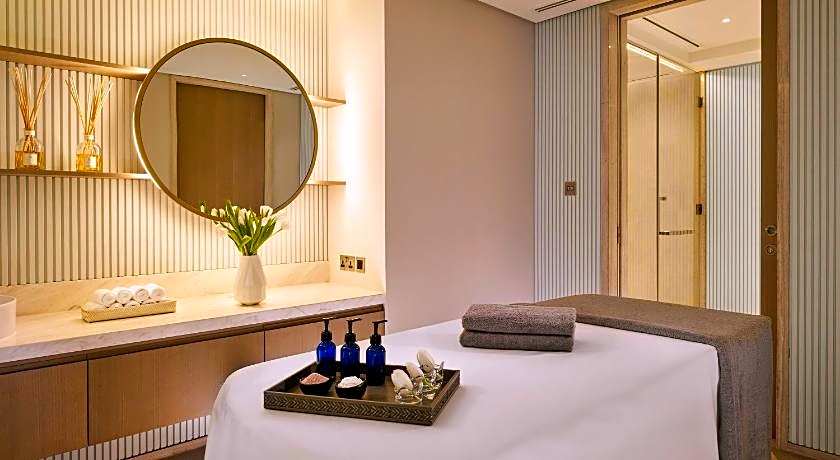 Hyatt Regency Al Kout Mall