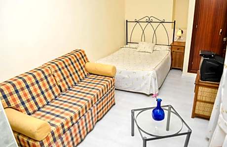 Superior Family Room (3 Adults)