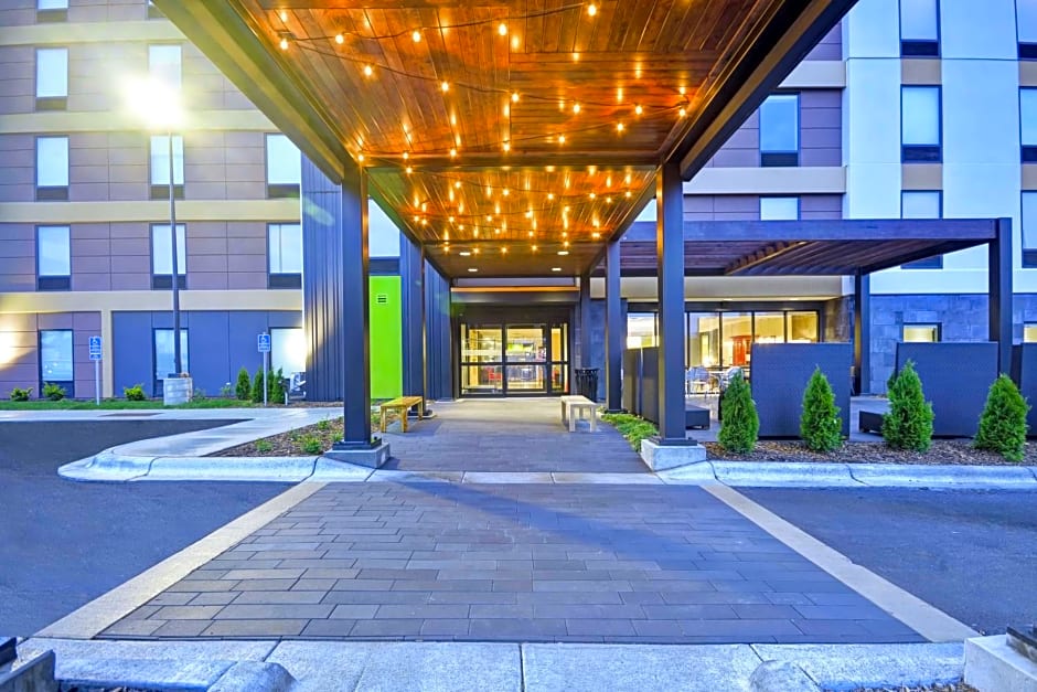 Home2 Suites by Hilton Minneapolis-Eden Prairie, MN