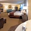 Paynesville Inn and Suites