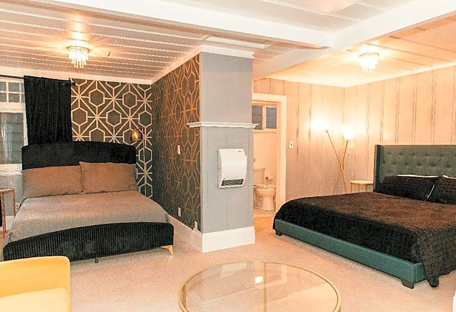 Photo 1 of 2 of Studio 1 King Bed, Garden View