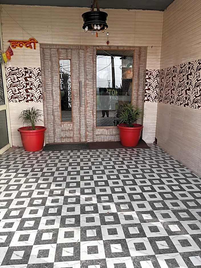 Hotel Green – Kharar, 