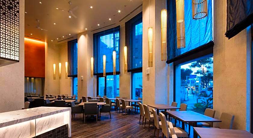 JR Kyushu Hotel Blossom Naha