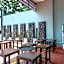 RedDoorz Plus near Patung Kuda Undip