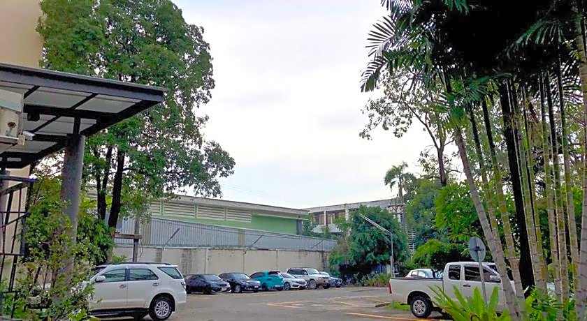 D-haus Ladprao Residence